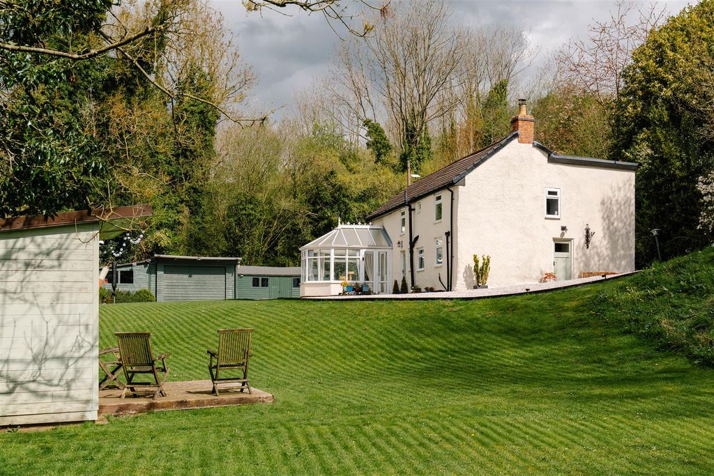 Additional image 41 of 3 bed detached house for saleWoodland Cottage, Temperance Hill, Woolley Moor, Alfreton DE55