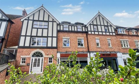 St. Marys Row, Moseley B13