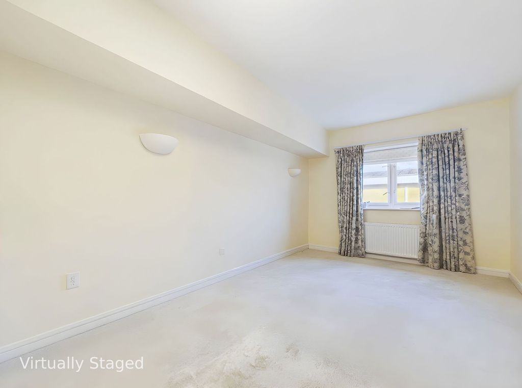 Additional image 5 of 2 bed flat for saleCherry Tree Court, Diss IP22
