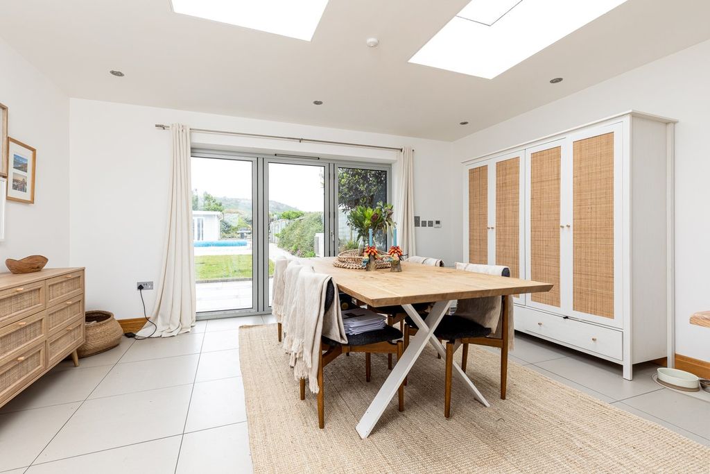 Additional image 11 of 2 bed bungalow for saleLa Grande Route Des Mielles, St. Ouen JE3