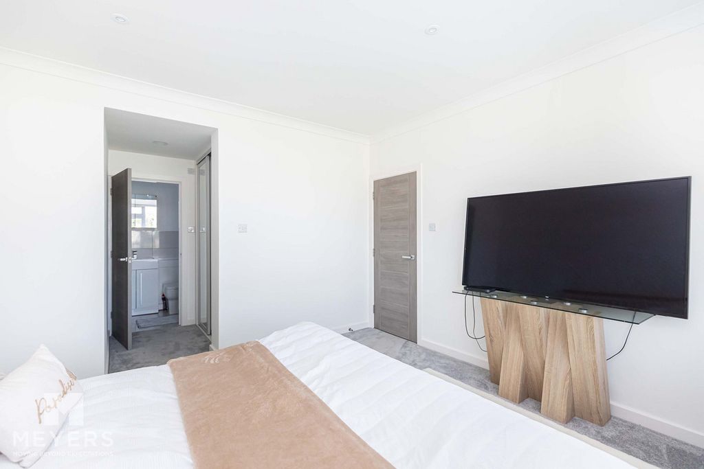 Additional image 19 of 6 bed detached house for saleClowes Avenue, Bournemouth, 4 BH6