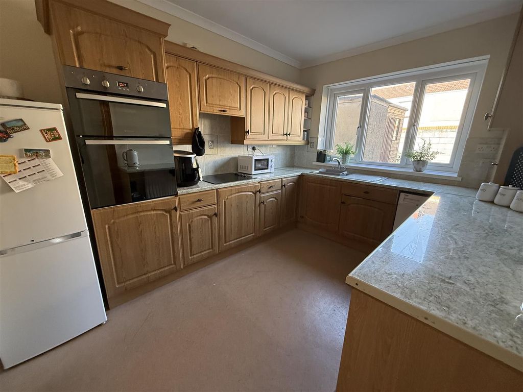 Additional image 2 of 3 bed property for saleNathan Street, Llanelli SA15