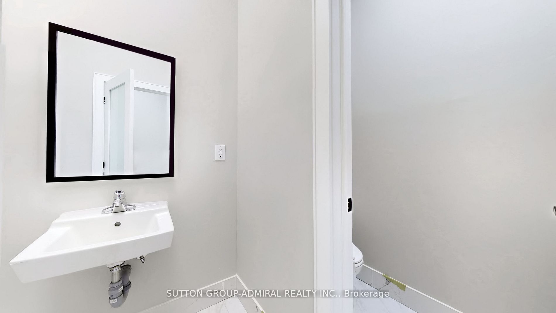 Additional image 2 of 18 and 19-800 Petrolia Road, Toronto, ON, M3J 3K4