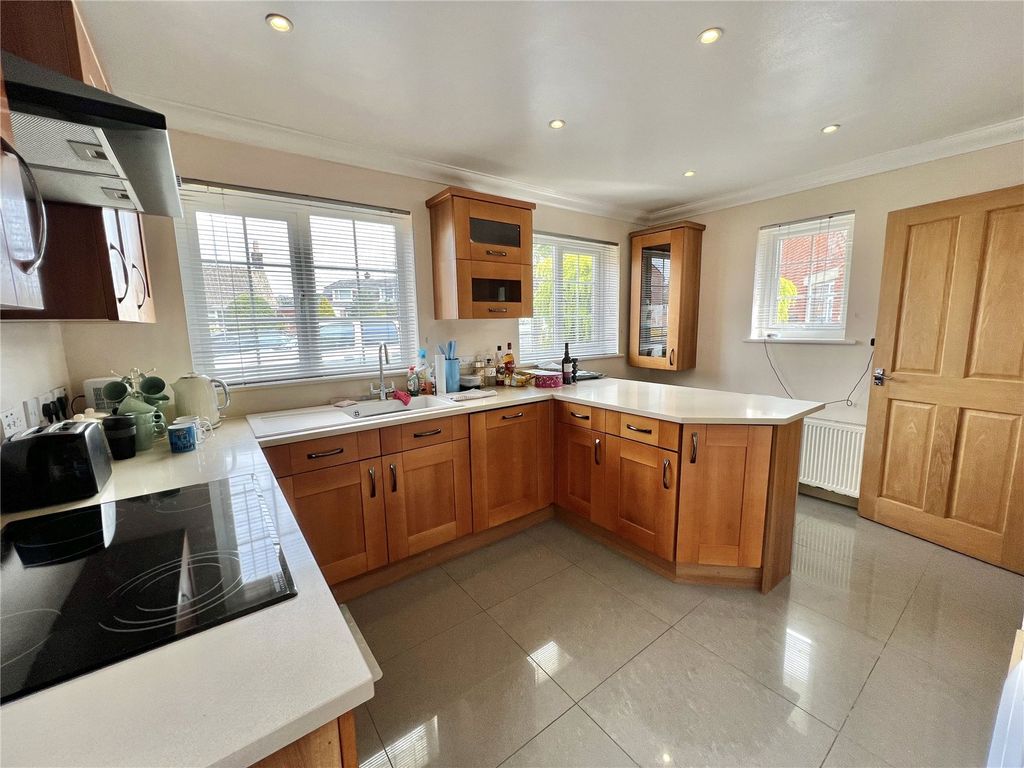 Additional image 2 of 3 bed bungalow for saleWhite Cliff Gardens, Blandford Forum, Dorset DT11