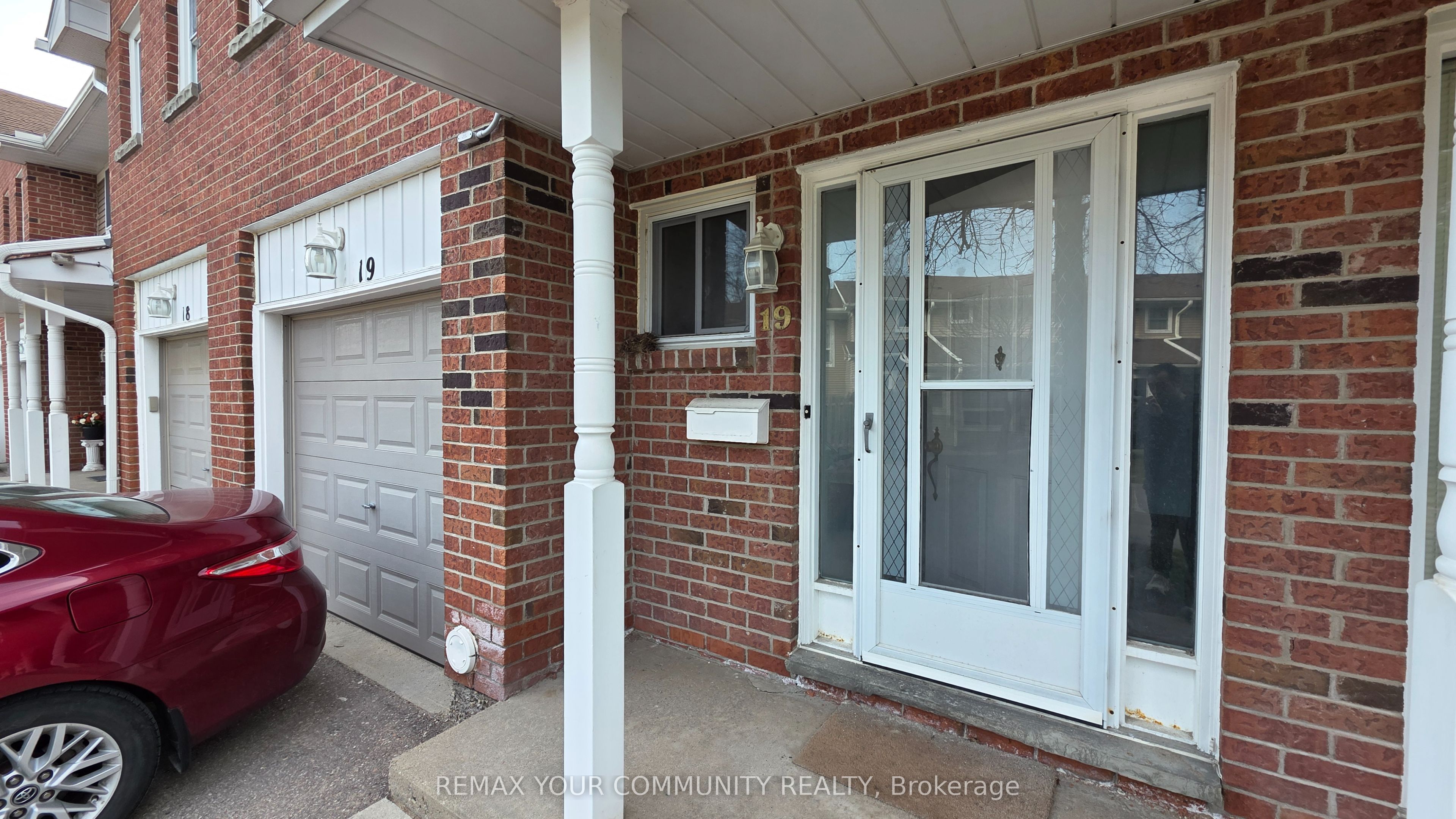 Additional image 2 of 19-210 Highland Crescent, Kitchener, ON, N2M 5H7