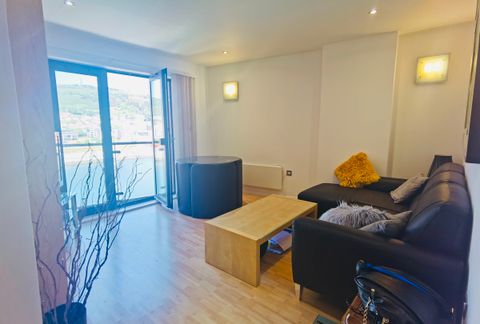 Apartment, South Quay, Kings Road, Swansea SA1