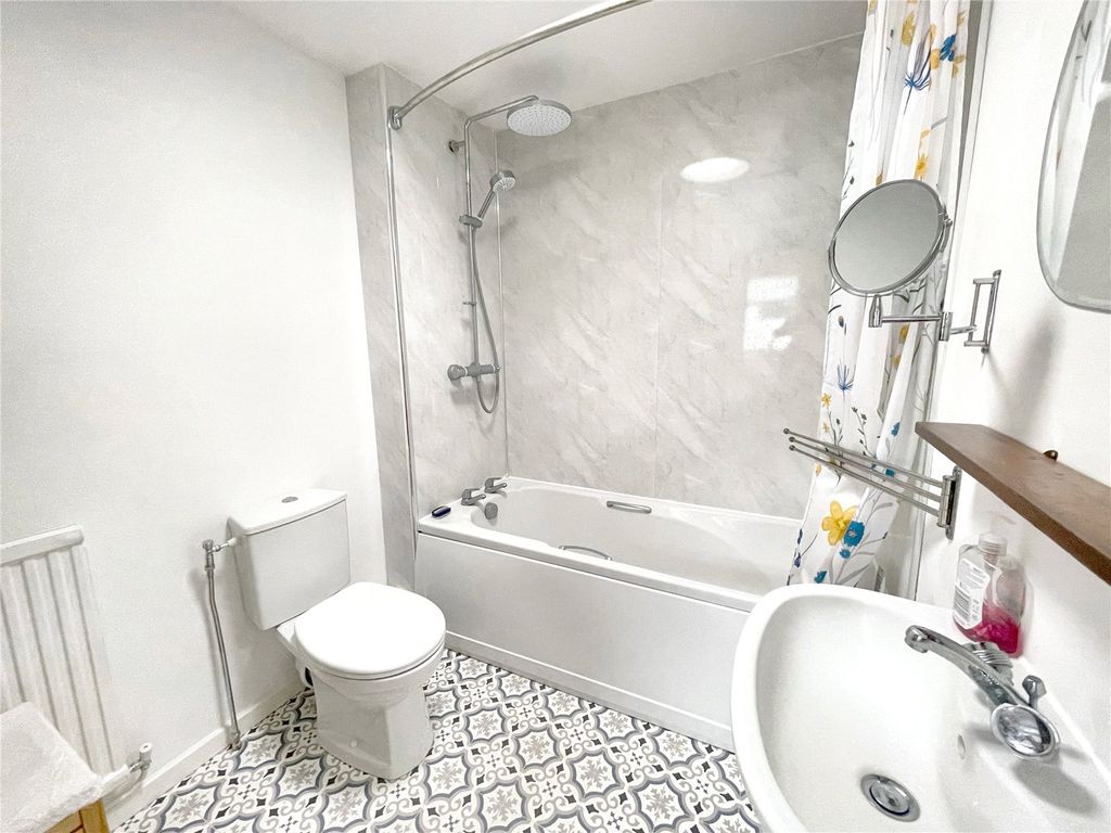Additional image 8 of 5 bed detached house for saleGeneva Drive, Newcastle, Staffordshire ST5