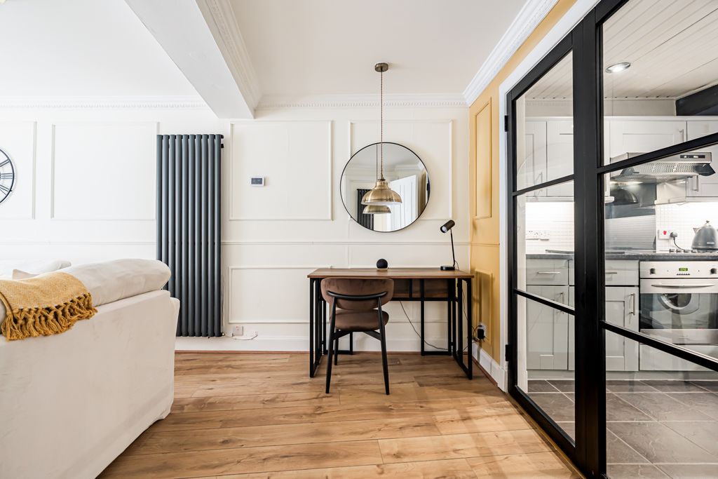 Additional image 5 of 1 bed flat for sale1B/9 Grassmarket, Edinburgh EH1