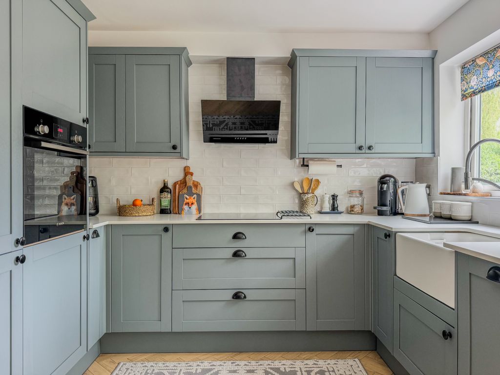 1 bed maisonette for saleOld Oak Gardens, Northchurch, Berkhamsted HP4