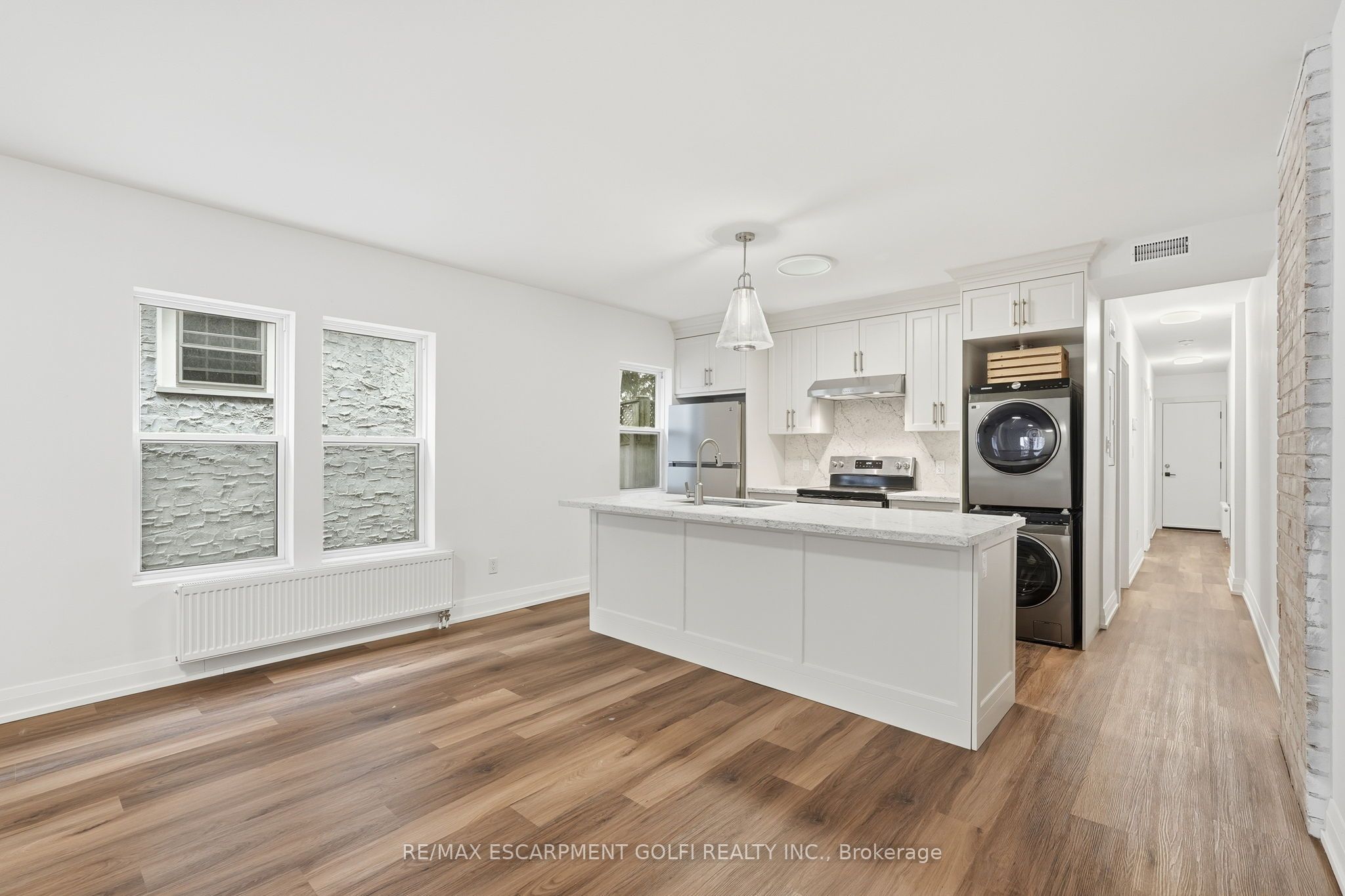 Additional image 6 of 1-4876 Simcoe Street, Niagara Falls, ON, L2E 1V9