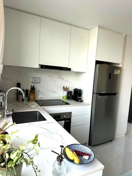 Single Floor 2 Bedroom Unit Within a Landed House photo 4