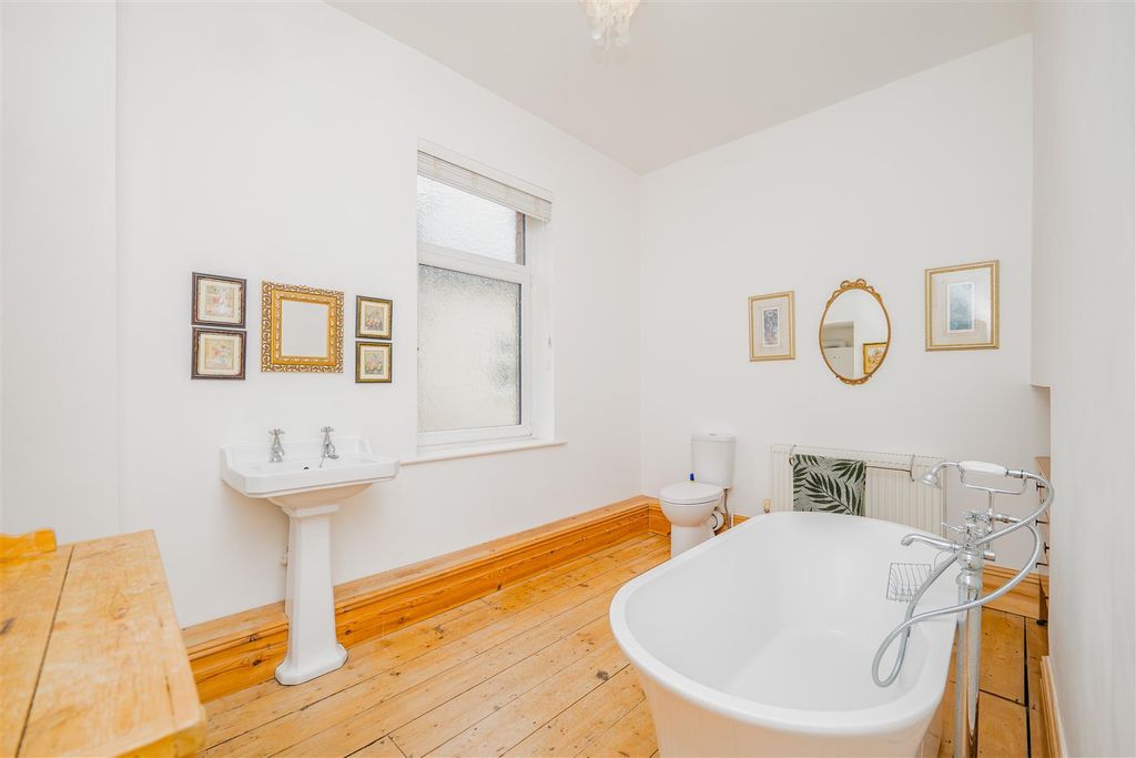 Additional image 22 of 5 bed semi-detached house for saleThe Parade, Barry CF62