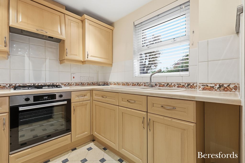 Additional image 10 of 2 bed flat for saleBurns Close, Billericay CM11
