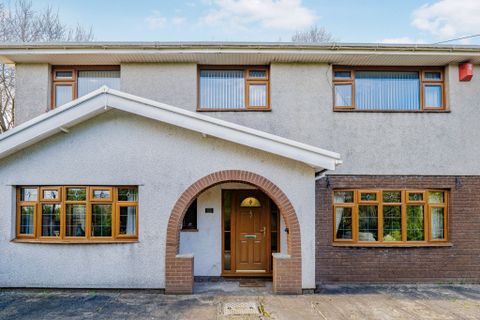 Heol Nant Gelli, Swansea SA5