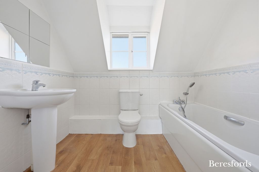 Additional image 10 of 2 bed flat for saleChapel Street, Billericay CM12