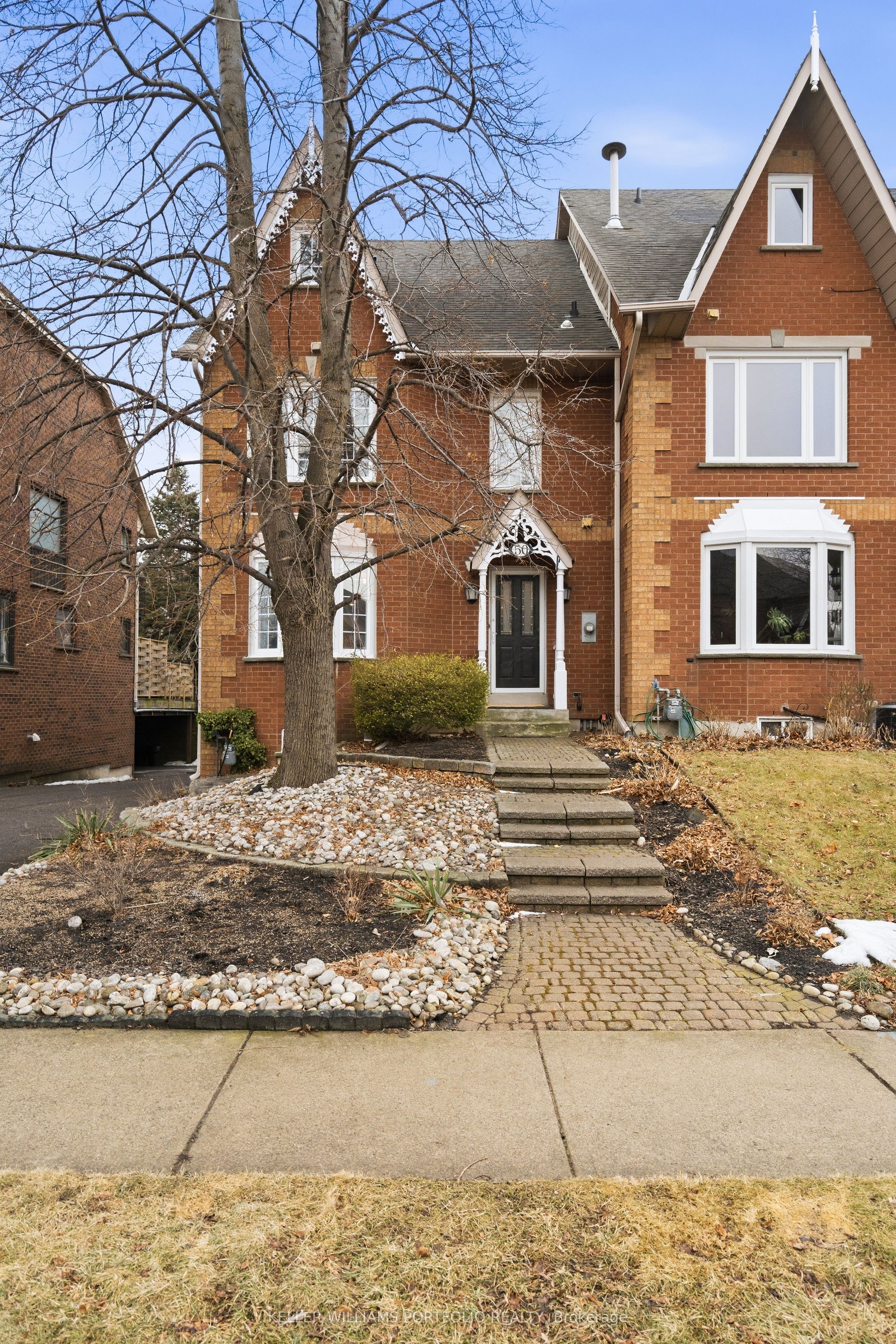 50 Edgewater Drive, Hamilton, ON, L8E 4Z3 photo 2