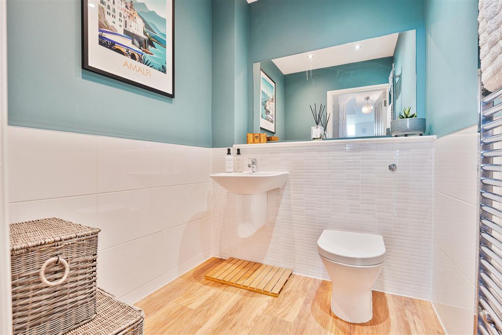 Additional image 9 of 3 bed terraced house for saleRobertson Drive, Lanark ML11