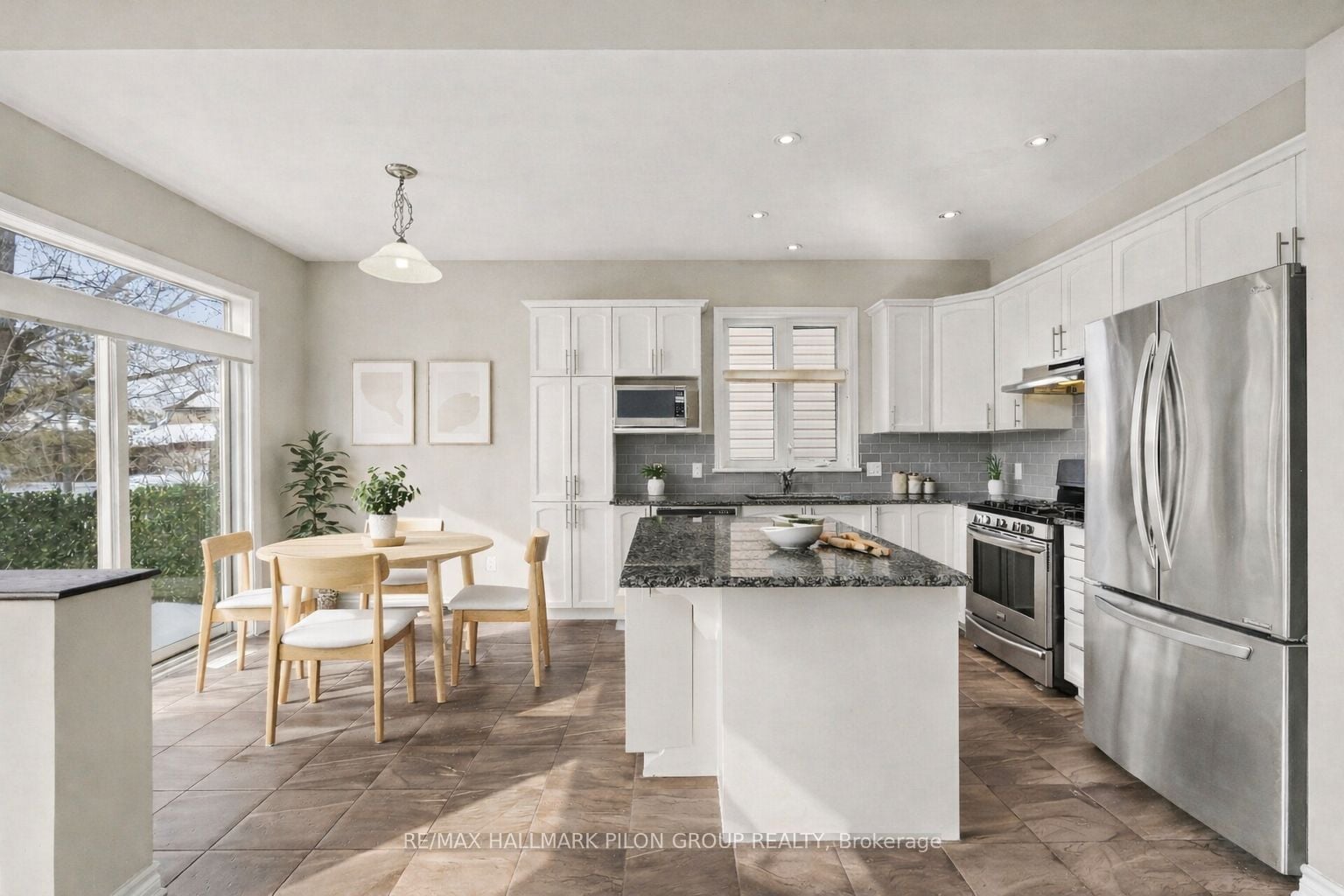 Additional image 4 of 845 Contour Street, Ottawa, ON, K1W 0G6
