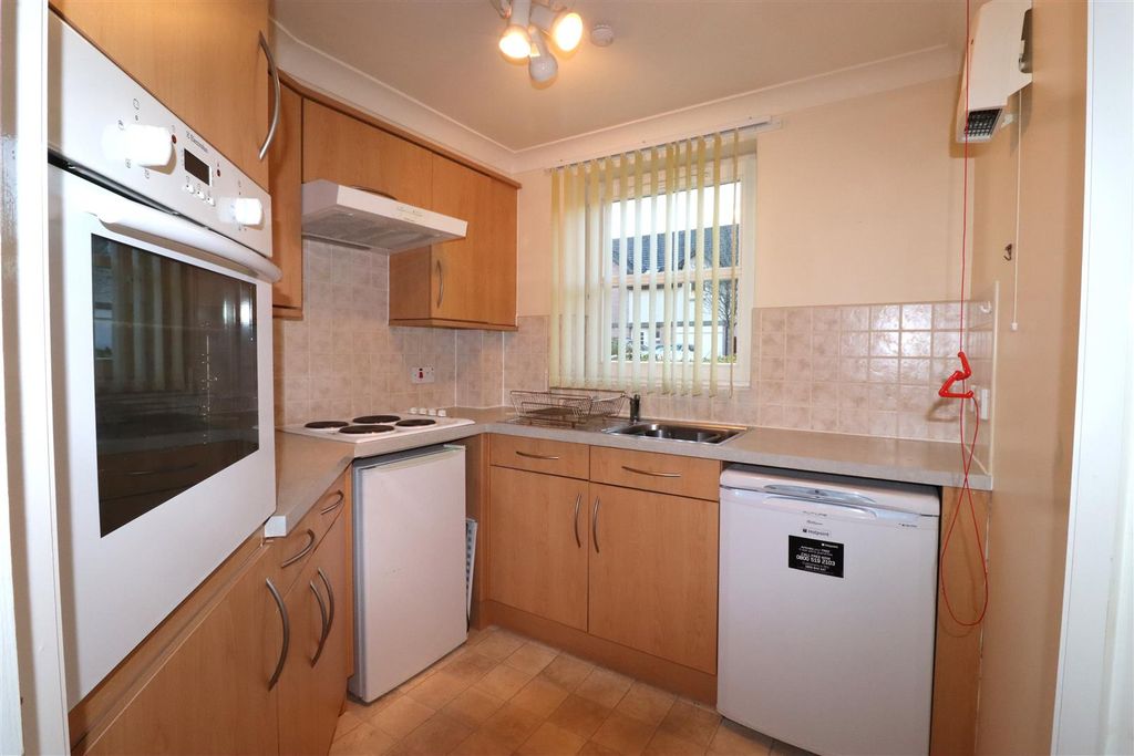 Additional image 7 of 2 bed flat for sale8 Royal Ness Court, Ness Walk, Inverness IV3