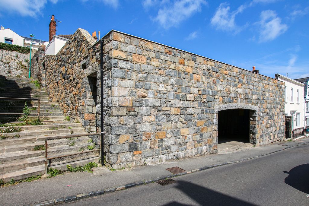 Additional image 11 of Property for saleVictoria Road, St Peter Port, Guernsey GY1
