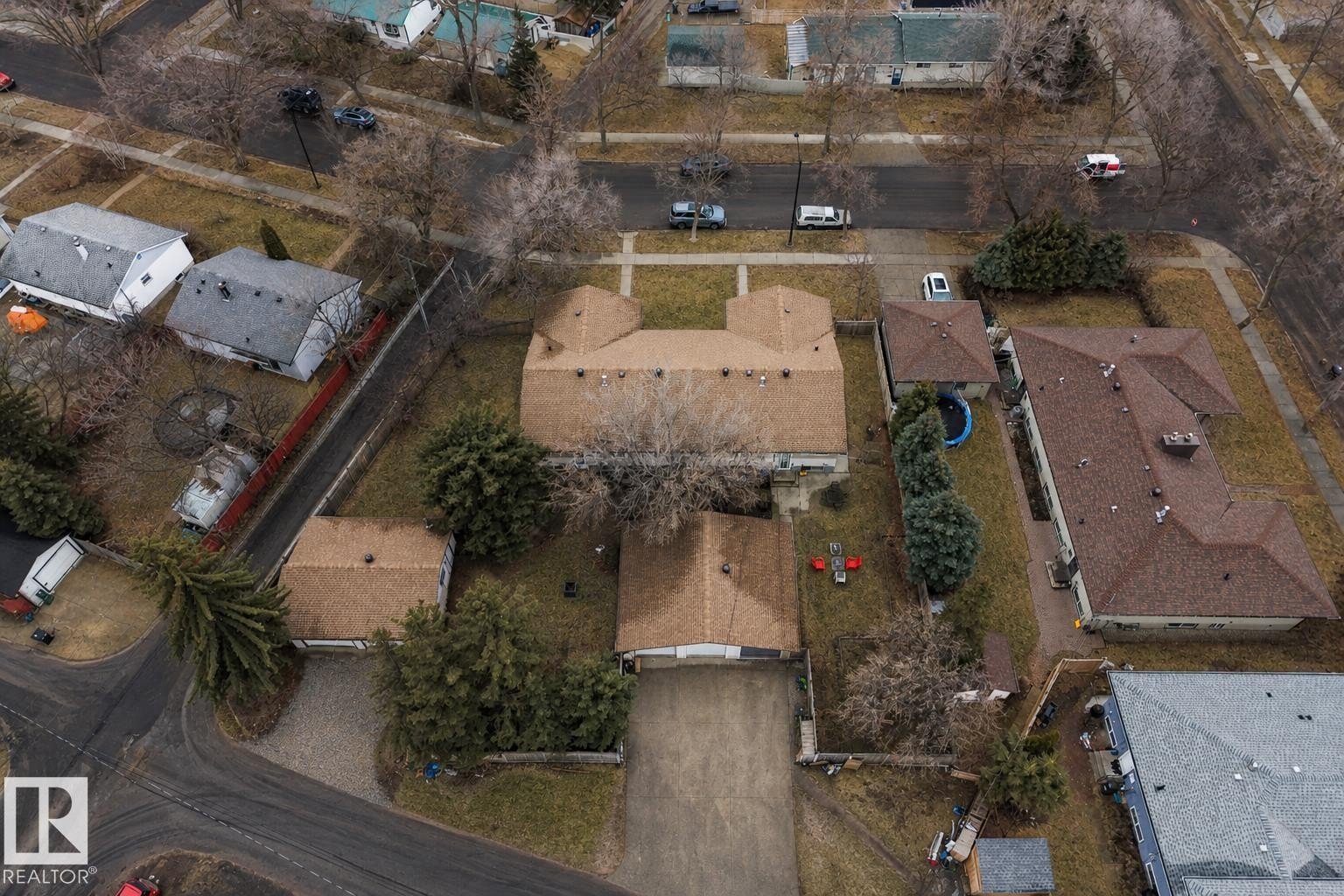 Additional image 8 of 13804-13808 119 Avenue NW, Edmonton, AB, T5L2N6