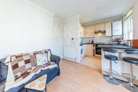 Weston Park, Crouch End N8