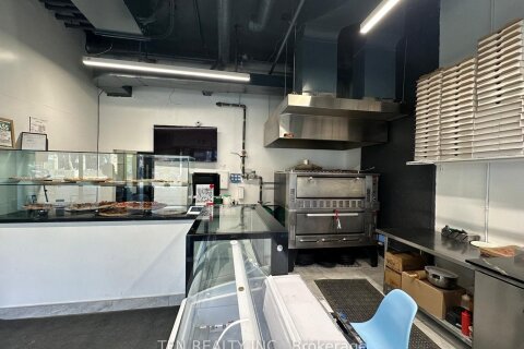 Additional image 6 of 903 Queen Street E, Toronto, ON, M4M 1J4