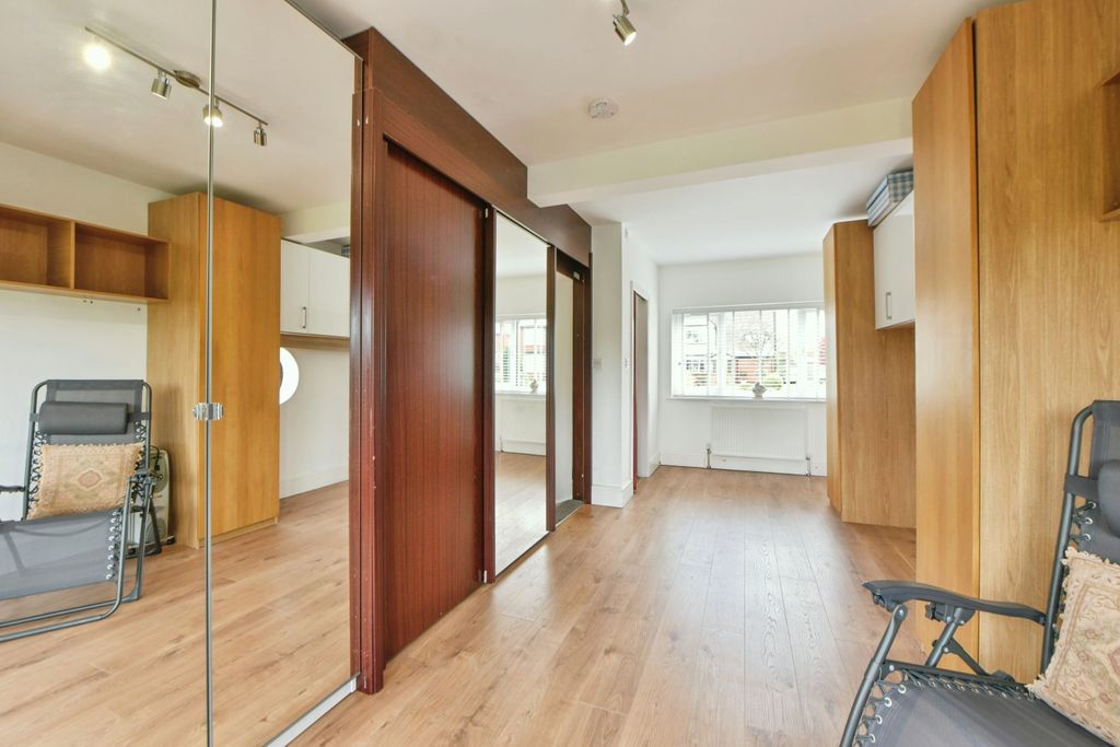 Additional image 22 of 4 bed semi-detached house for saleMarkland Hill Lane, Bolton BL1