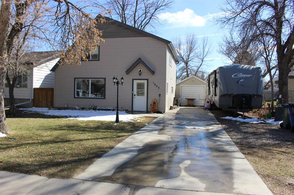 1607 23 Avenue, Coaldale, AB, T1M 1E2