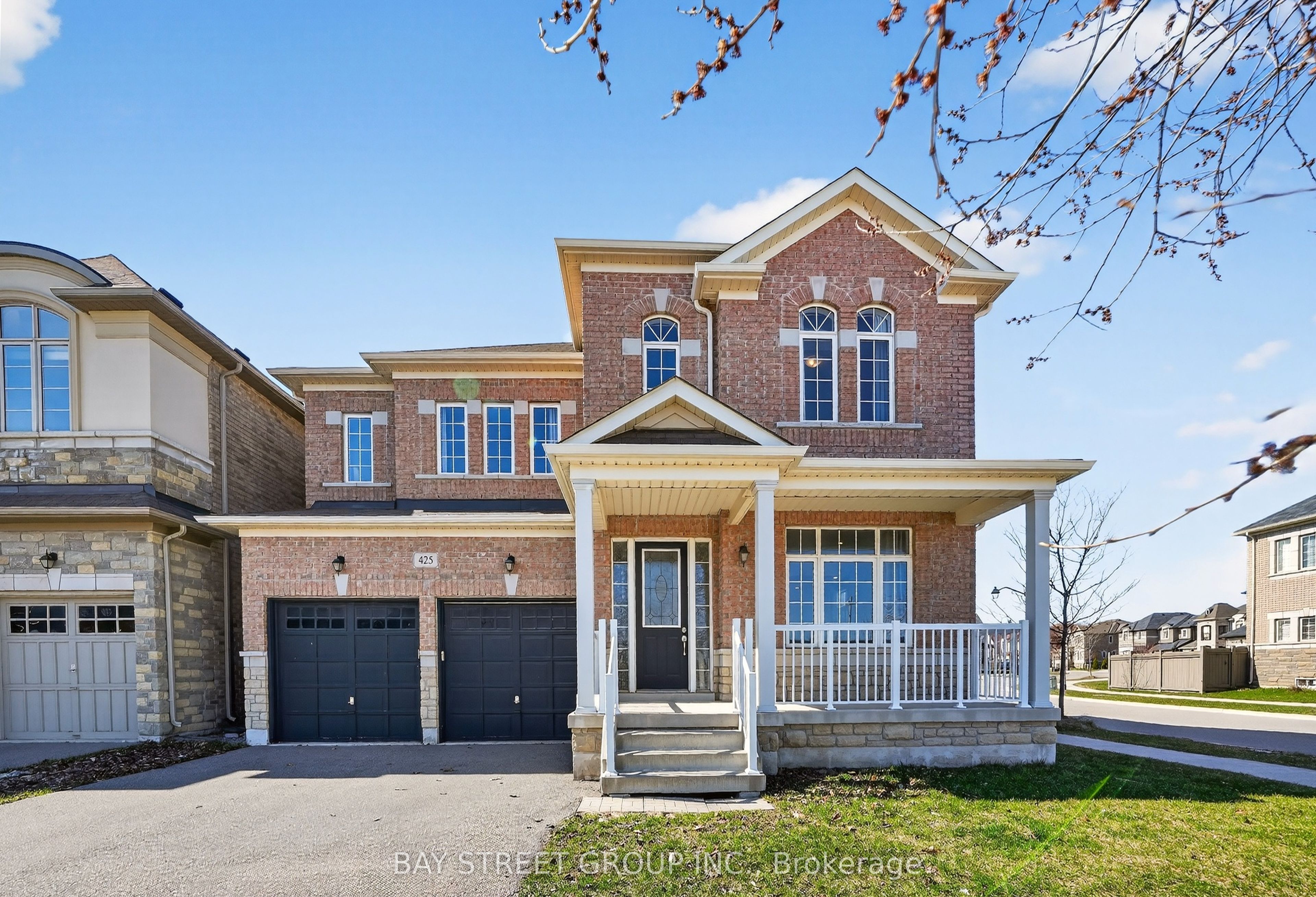 425 Threshing Mill Boulevard, Oakville, ON, L6H 0T4