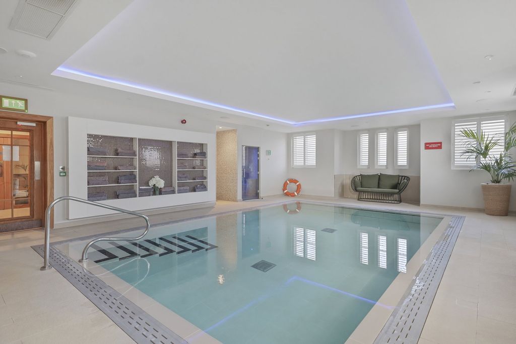 Additional image 2 of 2 bed flat for saleWoodland Drive, Great Alne Park, Great Alne B49