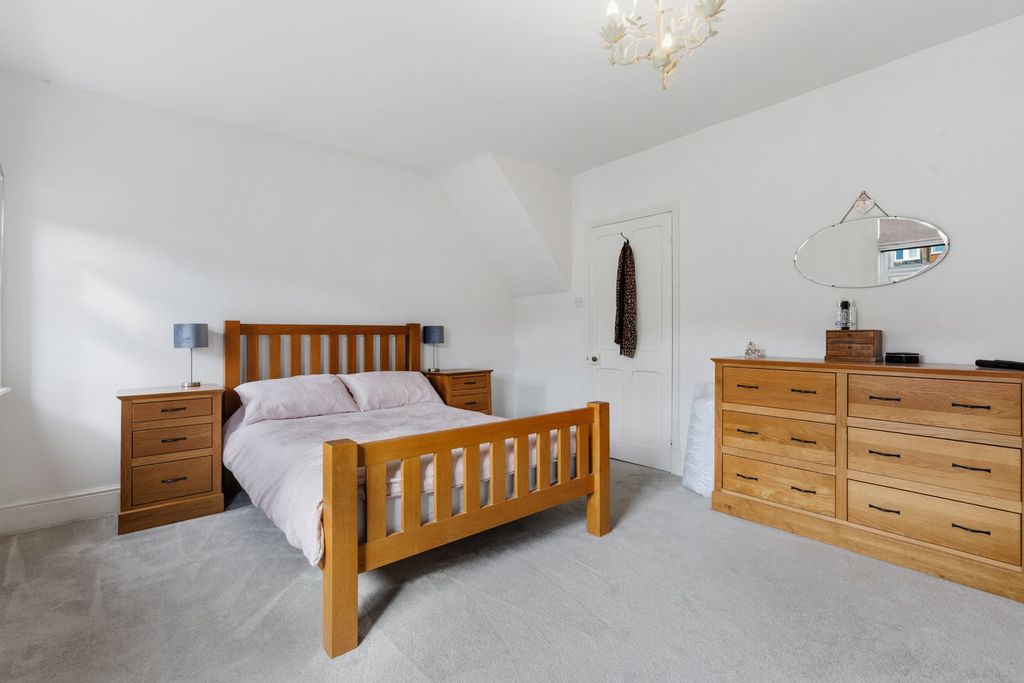 Additional image 21 of 4 bed semi-detached house for saleWhatton Road, Kegworth DE74