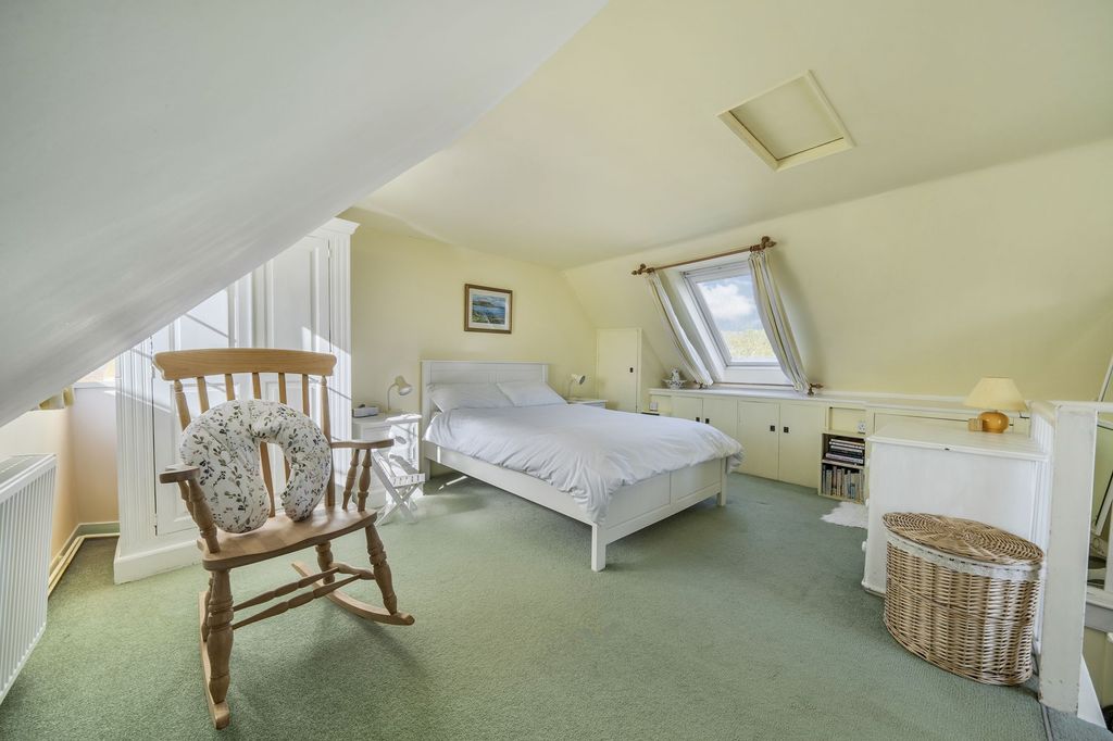 Additional image 16 of 3 bed semi-detached house for sale33 Slipper Road, Hermitage PO10
