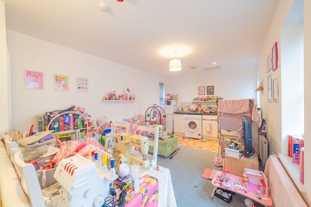 Additional image 17 of 4 bed block of flats for saleWoodville Road, Cathays CF24