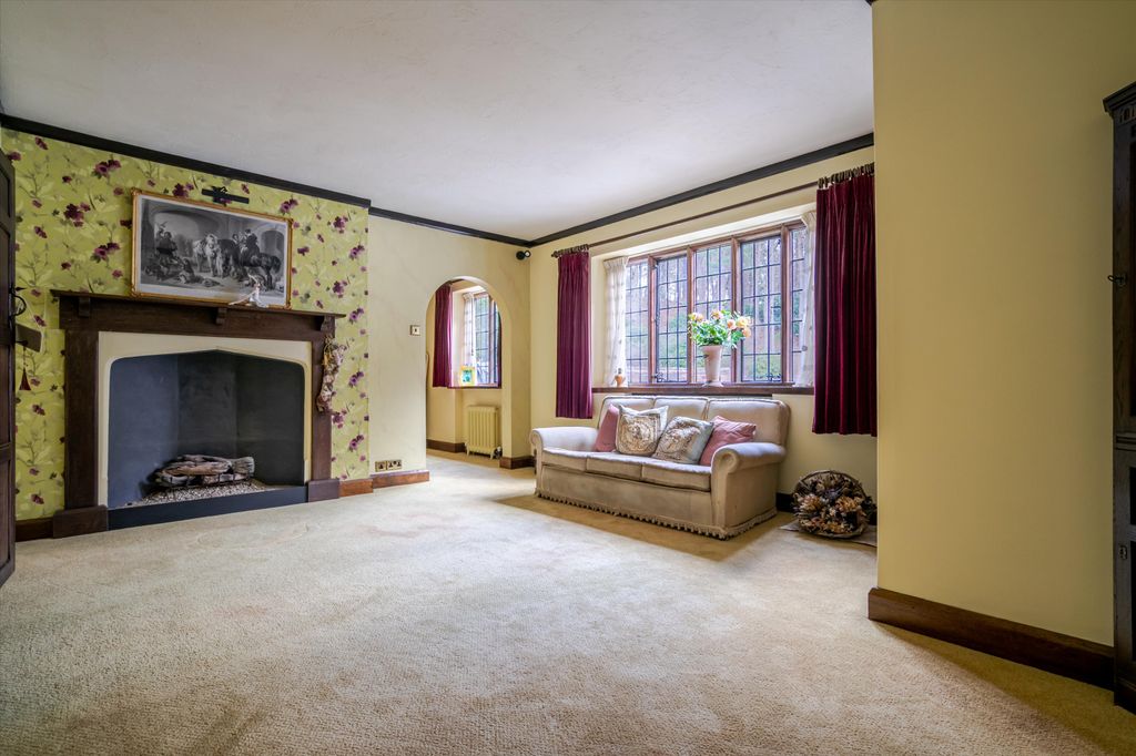 Additional image 11 of 7 bed detached house for saleChertsey Road, Windlesham, Surrey GU20