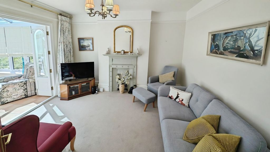 Additional image 3 of 3 bed detached house for saleStation Close, Chipping Sodbury, Bristol BS37
