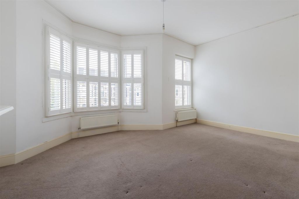 Additional image 11 of 3 bed property for saleHamilton Street, Pontcanna, Cardiff CF11