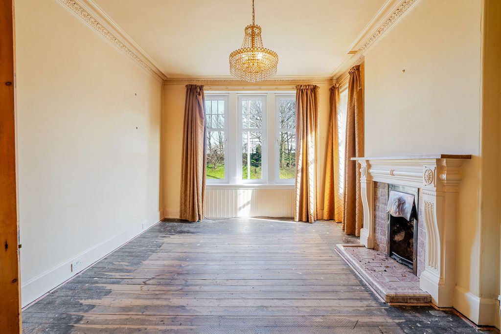 Additional image 7 of 4 bed flat for sale2 Flat 2 Braefoot Terrace, Edinburgh EH16