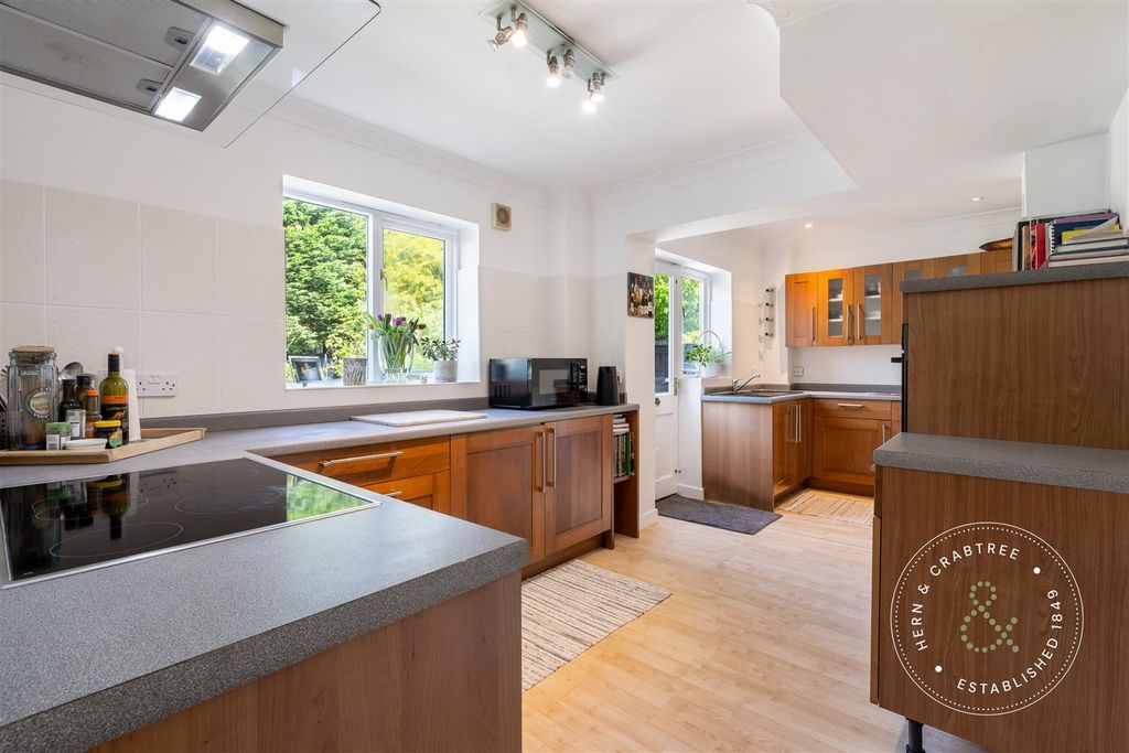 Additional image 3 of 4 bed detached house for saleTriscombe Drive, Llandaff, Cardiff CF5