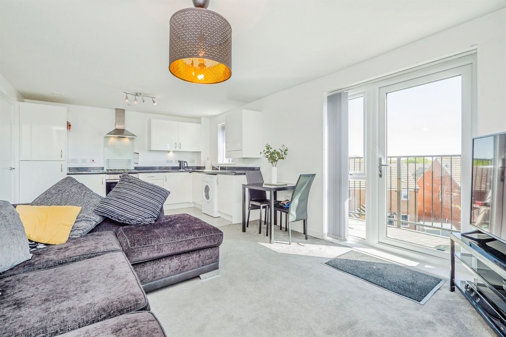 Additional image 2 of 2 bed flat for saleRhodfa Crughywel, St. Mellons, Cardiff CF3