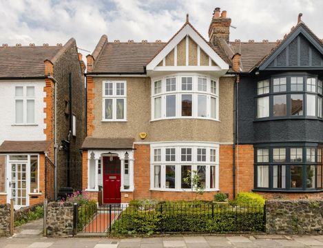 Hereford Road, Wanstead E11