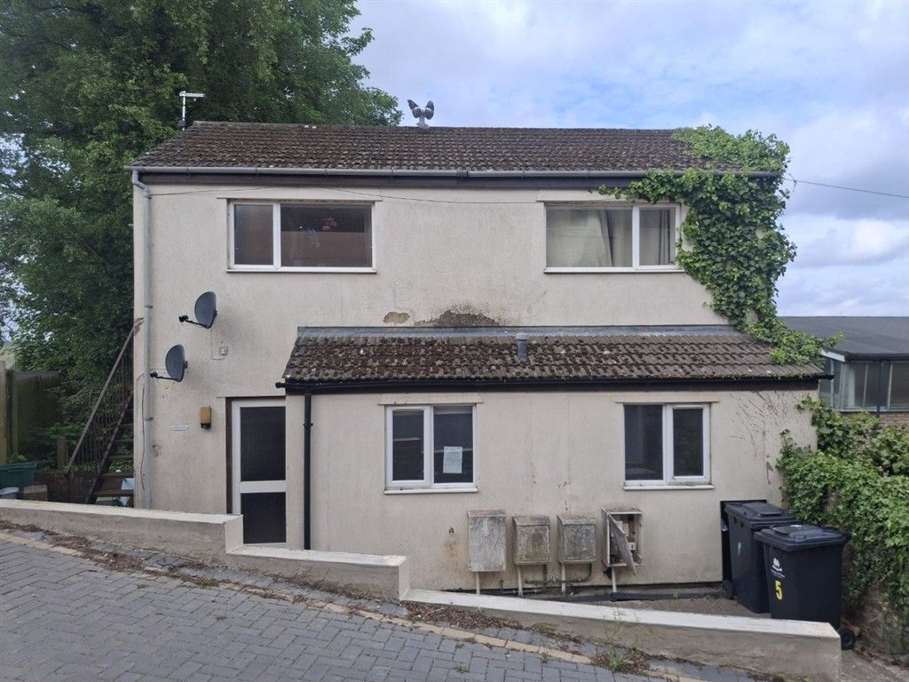 1 bed flat for saleMarket Street, Cinderford GL14