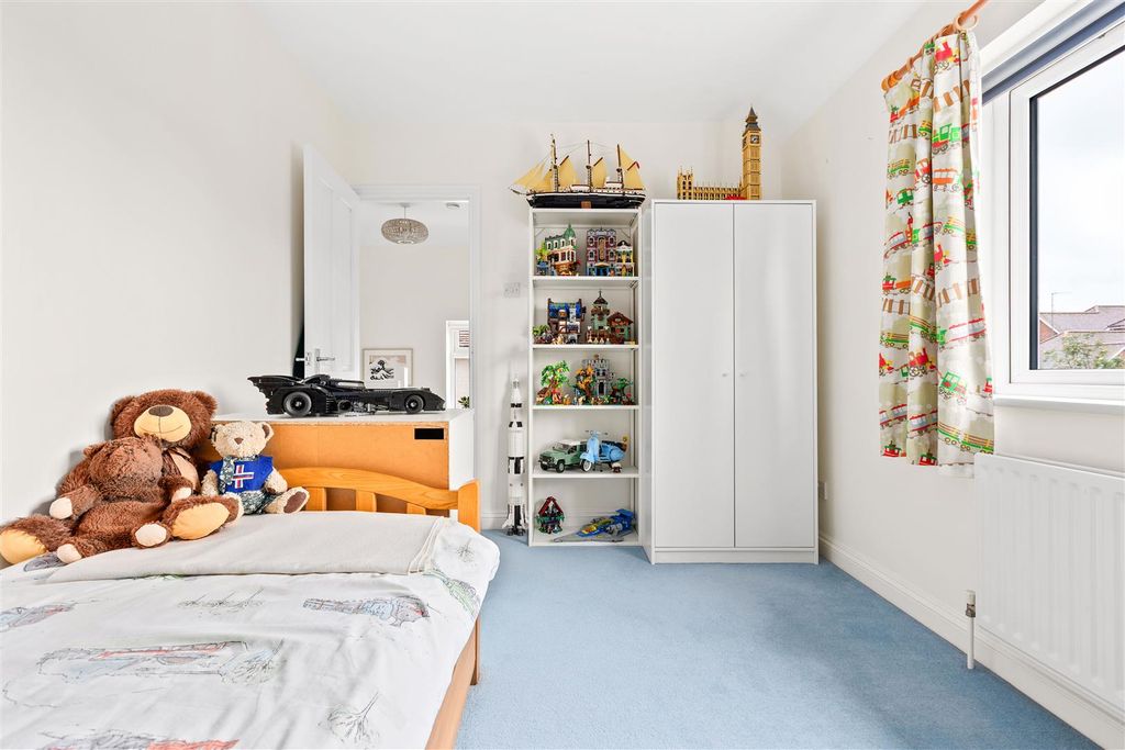 Additional image 16 of 3 bed semi-detached house for saleGrosvenor Road West, Baldock SG7
