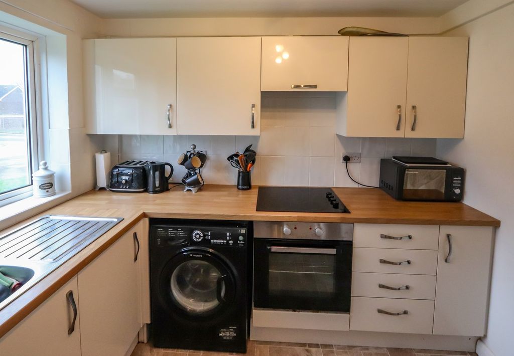 Additional image 7 of 2 bed flat for saleMarley Gardens, Battle TN33