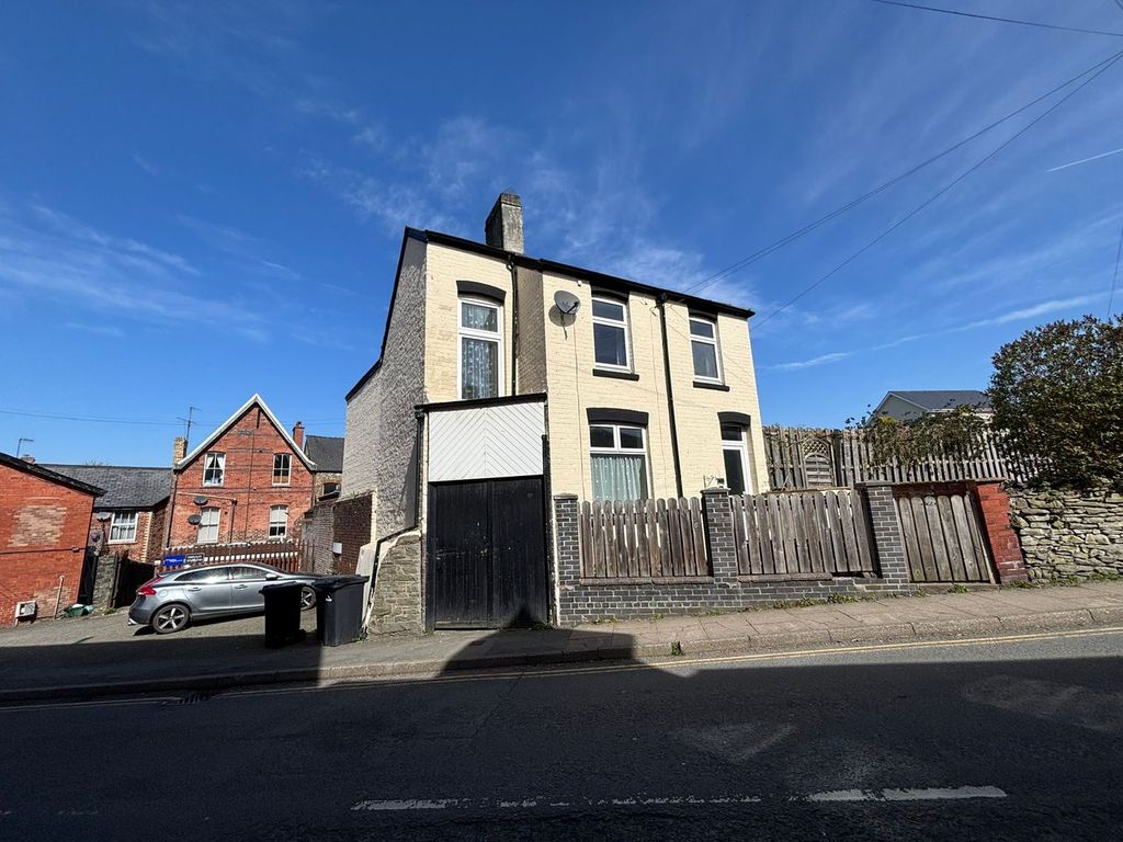 4 bed detached house for saleMarket Street, Builth Wells LD2