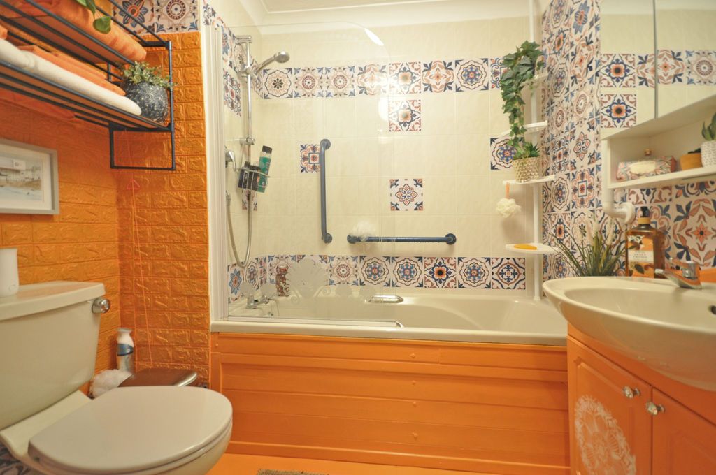 Additional image 9 of 1 bed property for saleMonmouth Court, Newport NP20