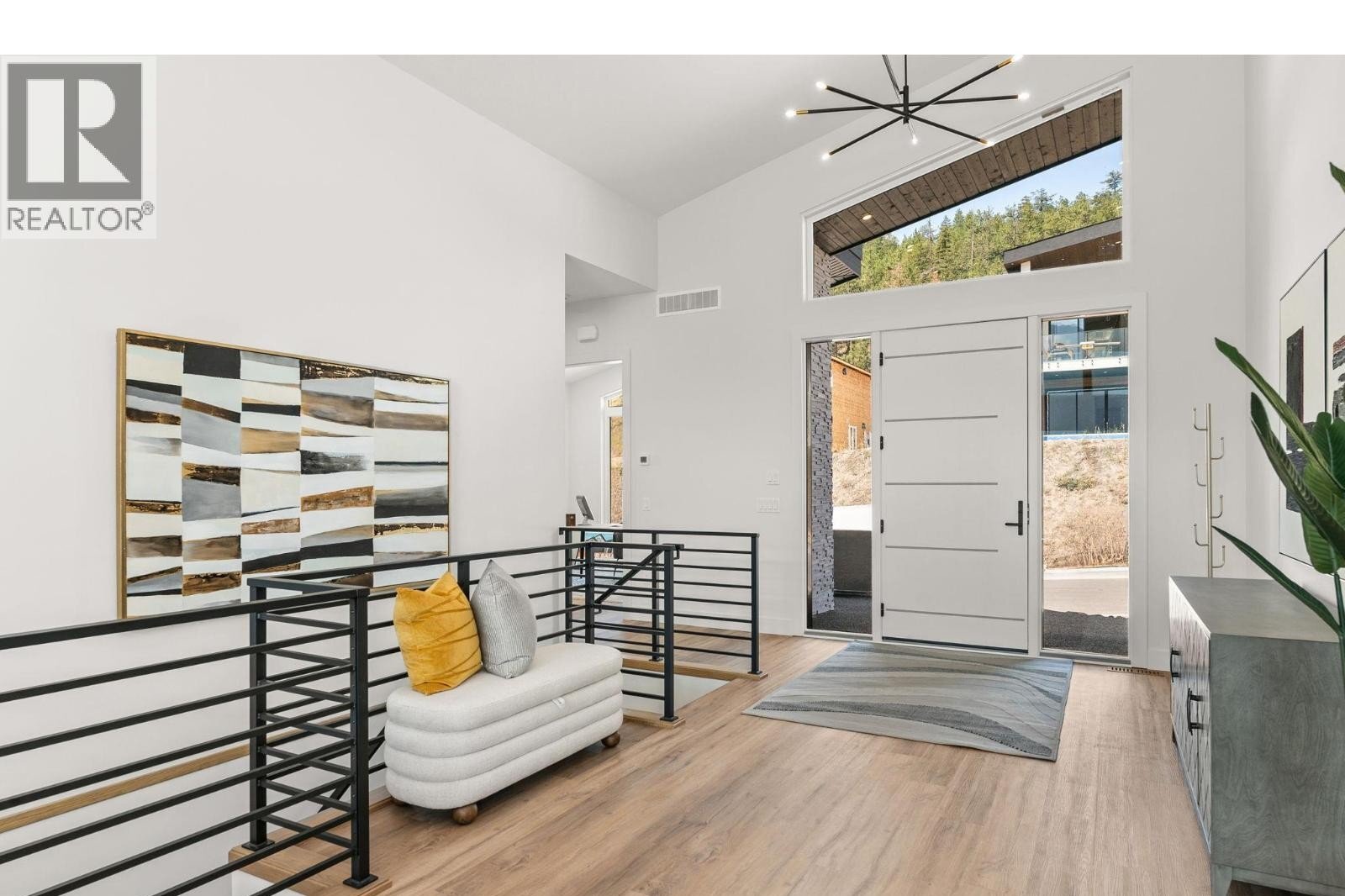 Additional image 8 of 901 Melrose Street, Kelowna, BC, V1P0A8