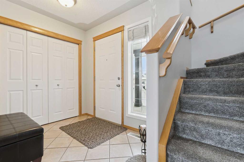 Additional image 3 of 115 Cove Crescent, Chestermere, AB, T1X 1J5