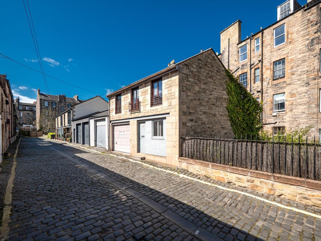 Additional image 12 of 2 bed detached house for sale20 Broughton Place Lane, Edinburgh EH1