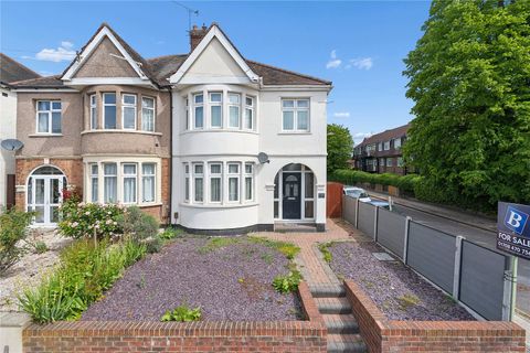 Upminster Road, Hornchurch RM11